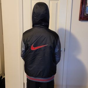 COPY - Nike inside jacket red and black